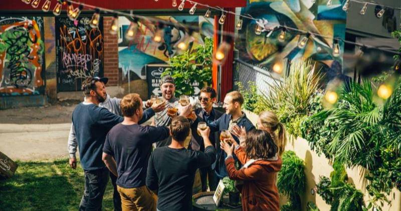 Facebook.com/Strongbow